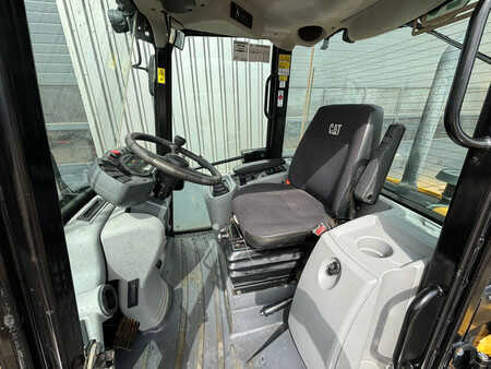 Pale Gommate 2022 Caterpillar 908M (11)