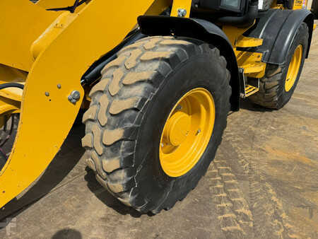 Pale Gommate 2021 Caterpillar 908M (11)