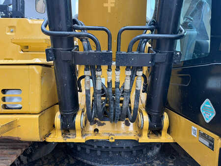 Escavadora de rastos 2017 Caterpillar 320FL incl. 3 x Bucket (18)