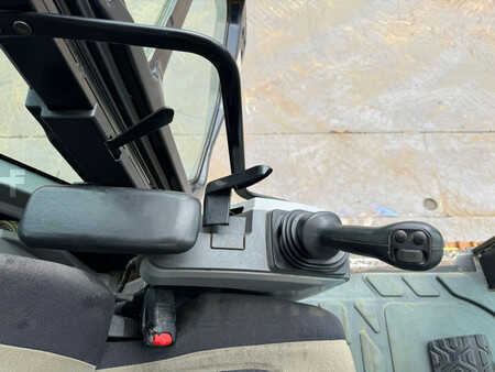 Escavadora de rastos 2017 Caterpillar 320FL incl. 3 x Bucket (33)