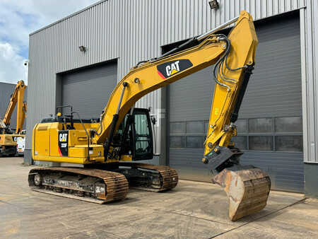 Escavadora de rastos 2017 Caterpillar 320FL incl. 3 x Bucket (7)