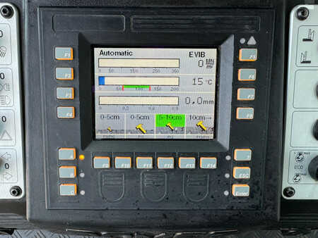 Tandemwalze 2013 BOMAG BW174 AP-4 AM (23)