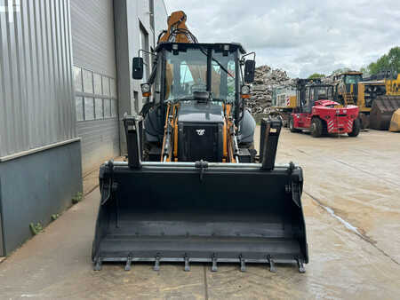 Rigid Backhoe Loader 2025 Case 570SV A/C 4x4 Telescopic boom (5)