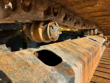 Kedjegraver 2019 Caterpillar 326FL (22)