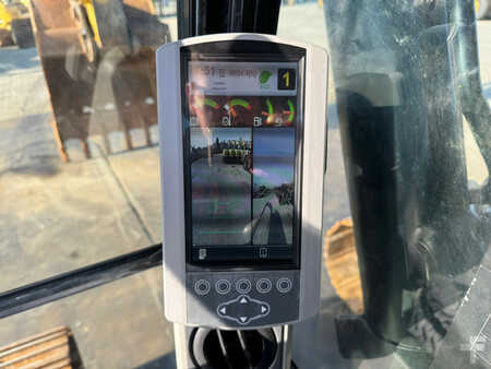 Kedjegraver 2019 Caterpillar 326FL (31)