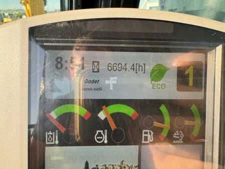 Kedjegraver 2019 Caterpillar 326FL (32)