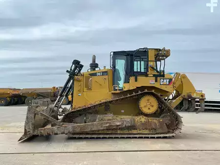 Pásové buldozery 2018 Caterpillar D6T LGP (1)