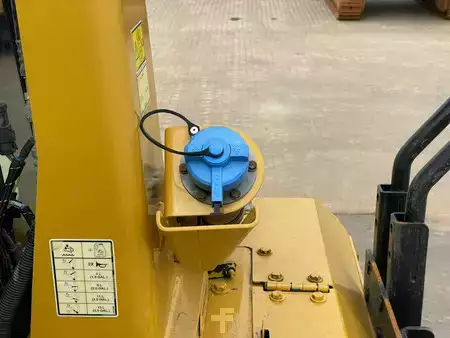 Pásové buldozery 2018 Caterpillar D6T LGP (30)