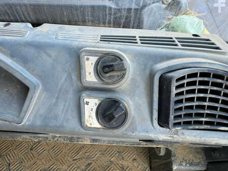 Tandemwalze 2013 BOMAG BW141AD-5 (22)