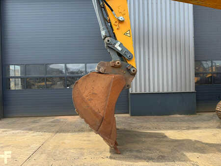 Koparki gąsienicowe 2018 Liebherr R946 LC Hydraulic excavator (15)