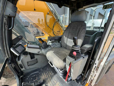 Koparki gąsienicowe 2018 Liebherr R946 LC Hydraulic excavator (24)