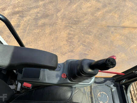 Koparki gąsienicowe 2018 Liebherr R946 LC Hydraulic excavator (26)