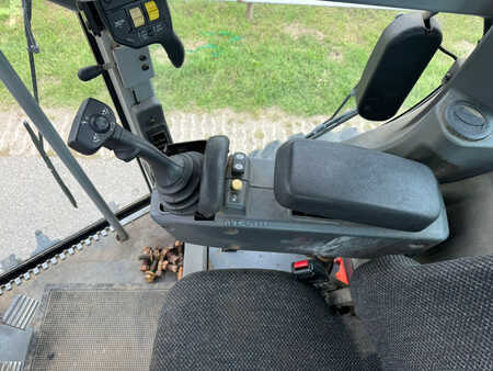 Livellatrici 2010 Caterpillar 140M (12)