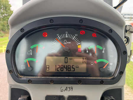 Livellatrici 2010 Caterpillar 140M (18)