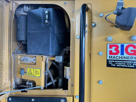 Livellatrici 2010 Caterpillar 140M (33)