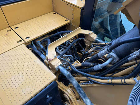 Beltegraver 2014 Caterpillar 320EL (18)