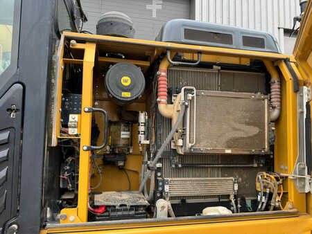 Beltegraver 2014 Caterpillar 320EL (22)