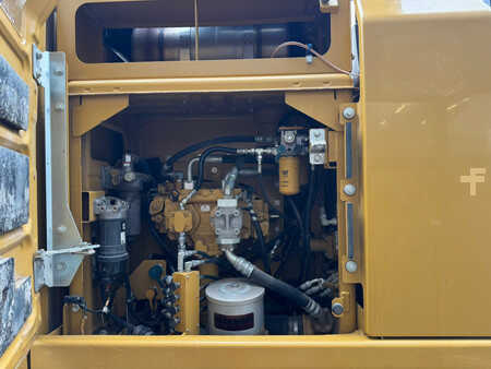 Beltegraver 2014 Caterpillar 320EL (23)