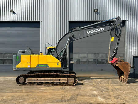 Volvo EC220EL