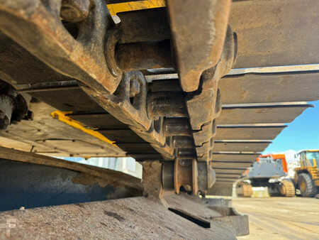 Korečková rýpadla 2016 Komatsu PC210LC-10 (11)