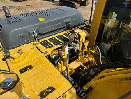 Korečková rýpadla 2016 Komatsu PC210LC-10 (21)