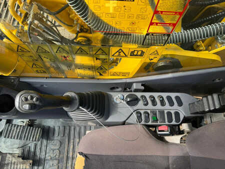 Korečková rýpadla 2016 Komatsu PC210LC-10 (26)