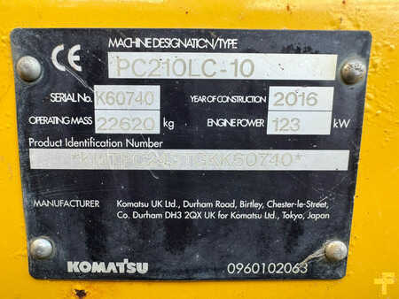 Korečková rýpadla 2016 Komatsu PC210LC-10 (31)