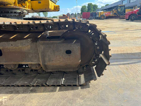 Korečková rýpadla 2016 Komatsu PC210LC-10 (8)