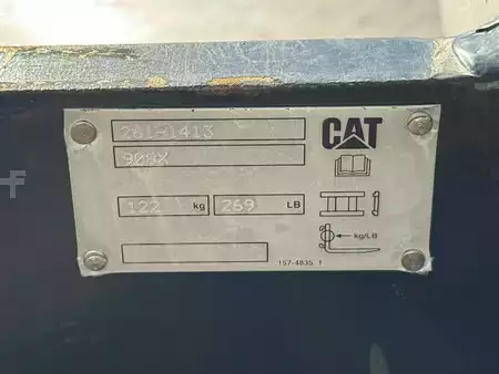 Pale Gommate 2023 Caterpillar 908 (10)