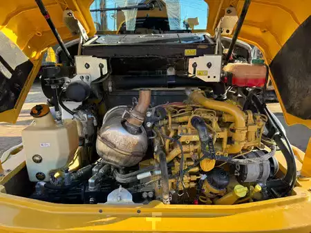 Pale Gommate 2023 Caterpillar 908 (17)