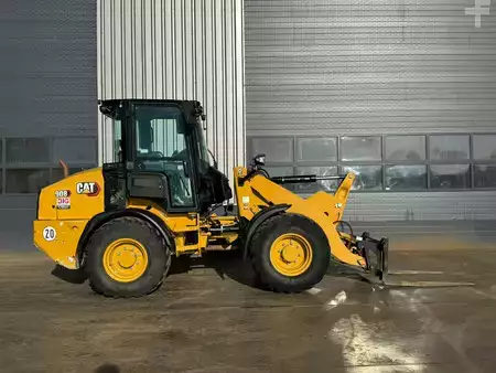 Pale Gommate 2023 Caterpillar 908 (5)