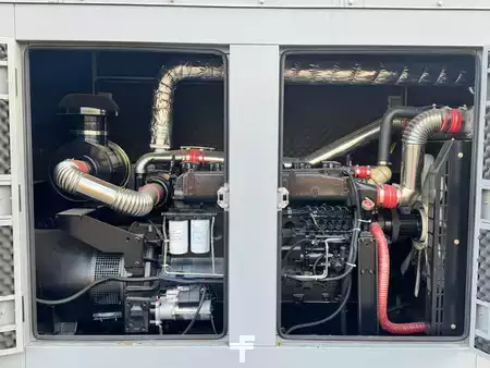 Power Generator 2022 Giga Power LT-W200GF 250 kVA silent generator DEMO (8)