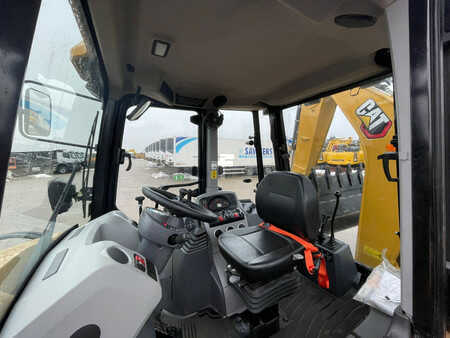 Rigid Backhoe Loader 2025 Caterpillar 424 4x4 Backhoe Loader (19)