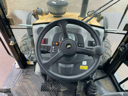 Rigid Backhoe Loader 2025 Caterpillar 424 4x4 Backhoe Loader (20)