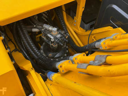 Escavatori cingolati 2025 JCB 205 Hydraulic Excavator (10)