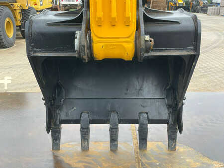 Escavatori cingolati 2025 JCB 205 Hydraulic Excavator (13)