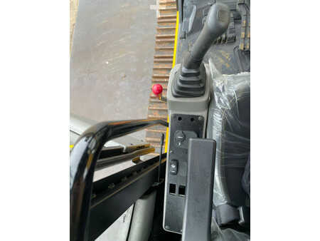 Escavatori cingolati 2025 JCB 205 Hydraulic Excavator (24)