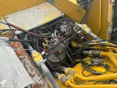 Bæltegraver 2015 Caterpillar 336FL Tracked material handler (26)