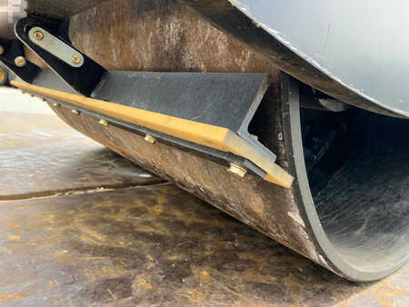 Komprimator 2025 JCB VM166D (16)