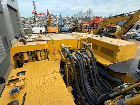 Korečková rýpadla 0 Caterpillar 374FL (21)