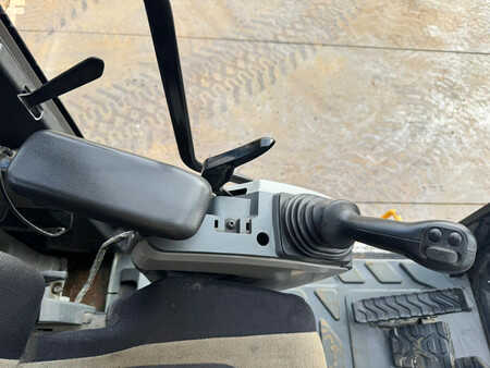 Korečková rýpadla 0 Caterpillar 374FL (35)