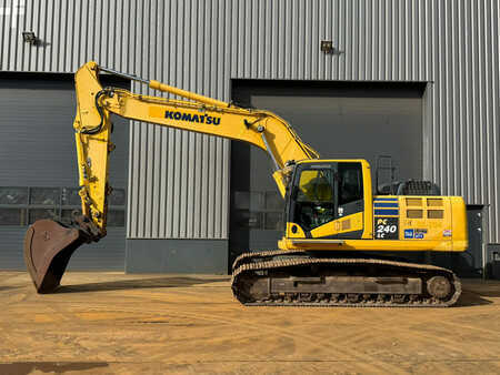 Escavadora de rastos 2015 Komatsu PC240LC-10 (1)
