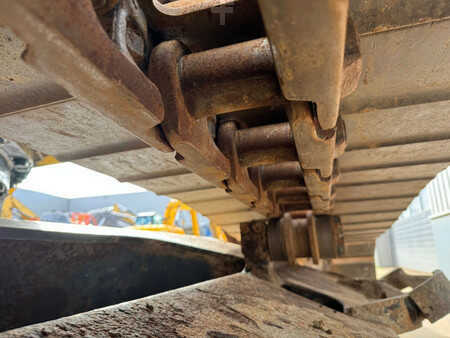 Escavadora de rastos 2015 Komatsu PC240LC-10 (18)