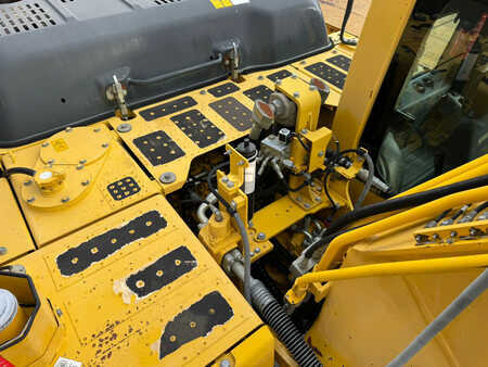Escavadora de rastos 2015 Komatsu PC240LC-10 (30)