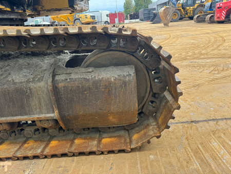 Korečková rýpadla 2012 Caterpillar 323E (14)