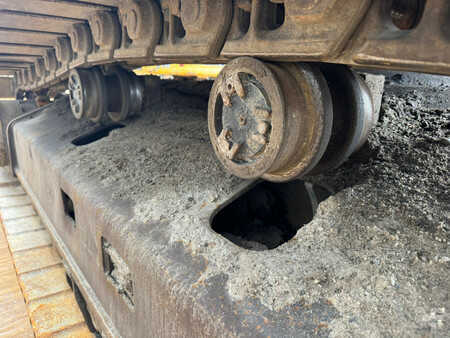 Korečková rýpadla 2012 Caterpillar 323E (17)