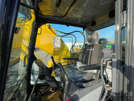 Koparki gąsienicowe 2025 Komatsu PC210LC-10MO (21)