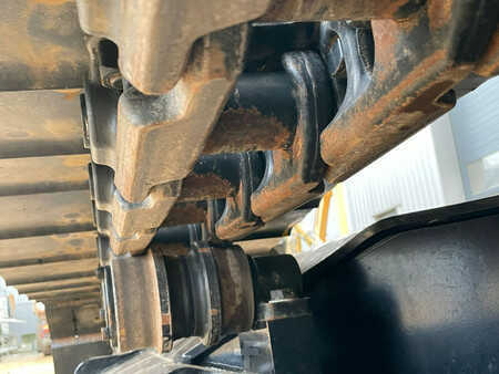 Rupsgraafmachines 2025 JCB 205 (14)