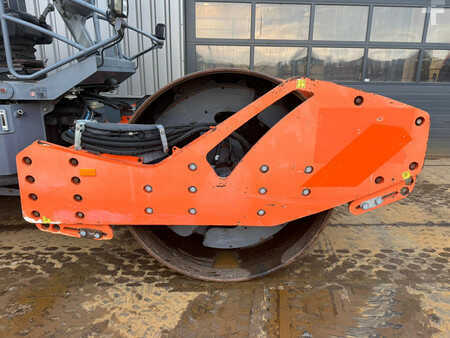 Compactador monocilíndrico 2016 Hamm H13i VIO (13)