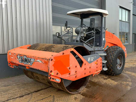 Compactador monocilíndrico 2016 Hamm H13i VIO (2)